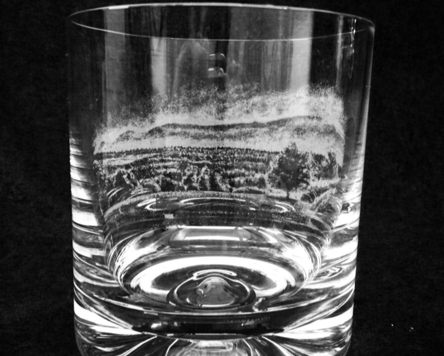 Example | Specialist Hand Engraved Tumbler with Countryside